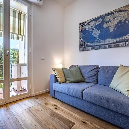 Yid Buonvicini Design In Out Of Ztl Apartament *